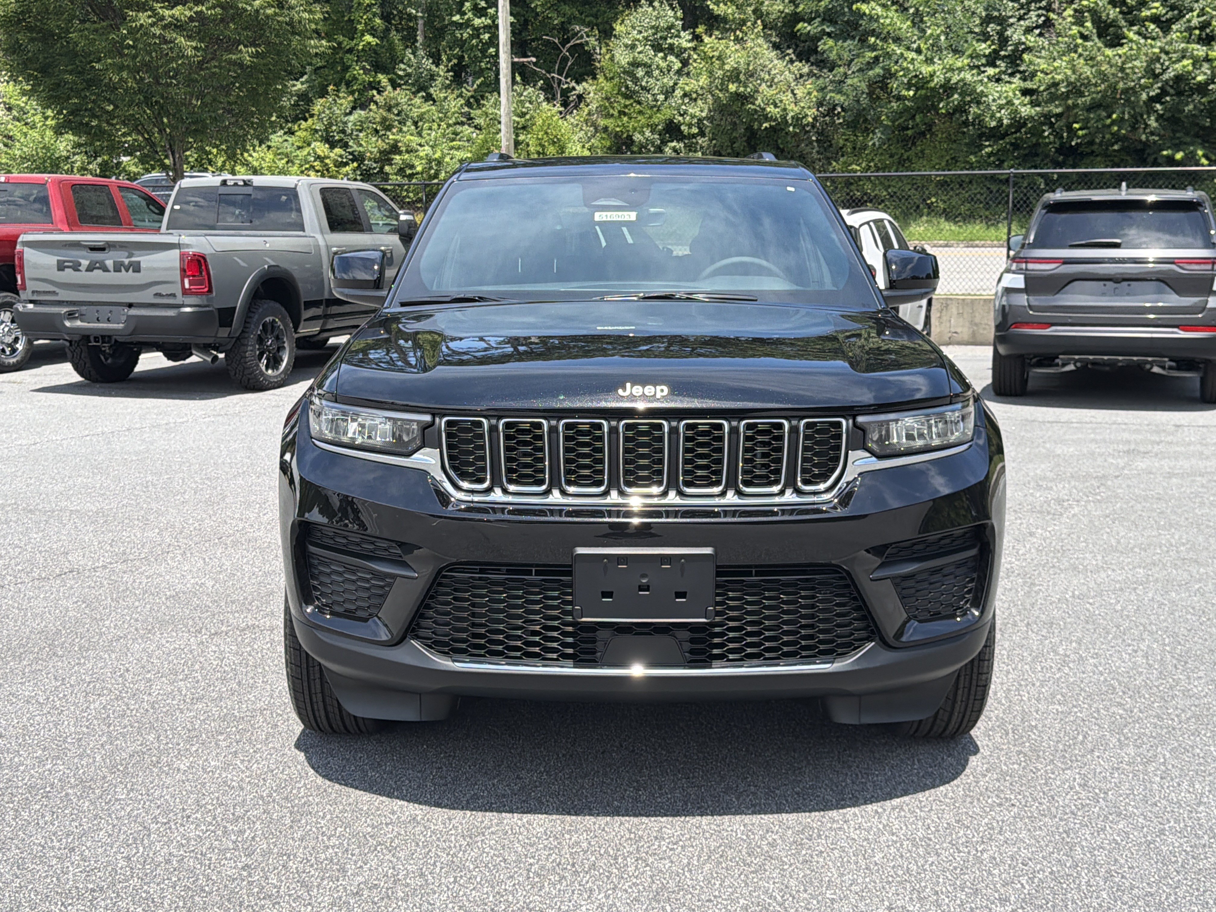 New 2026 Jeep Grand Cherokee Laredo RWD image 2