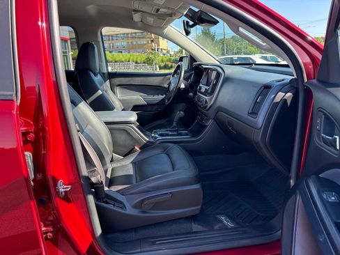 Used 2021 Chevrolet Colorado Z71 w/ Safety Package AWD/4WD image 7