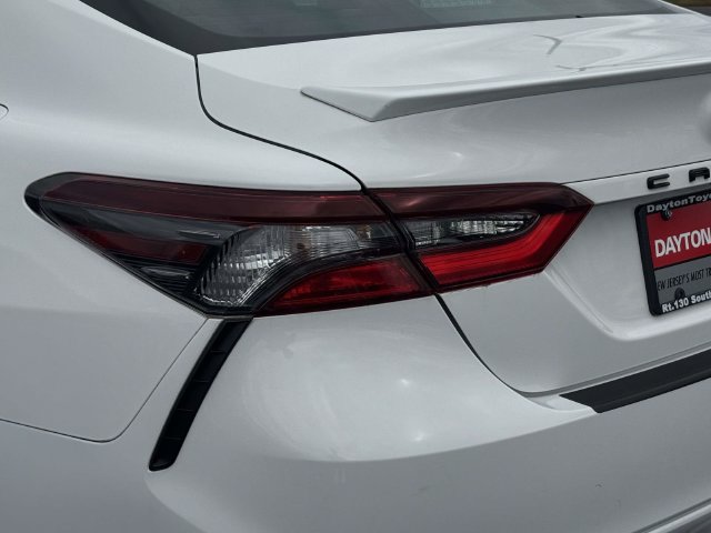Used 2024 Toyota Camry SE w/ Cold Weather Package FWD image 15