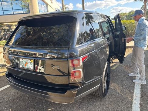 Used 2019 Land Rover Range Rover Supercharged image 5