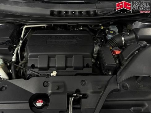 Used 2016 Honda Odyssey EX-L image 12