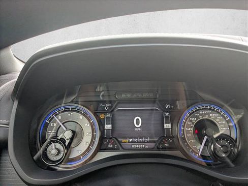 Used 2022 RAM 1500 Limited image 11