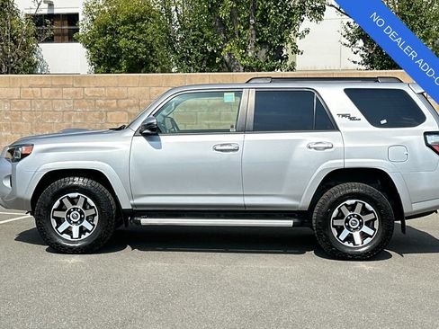 Used 2024 Toyota 4Runner TRD Off-Road Premium w/ Moonroof Package AWD/4WD image 7