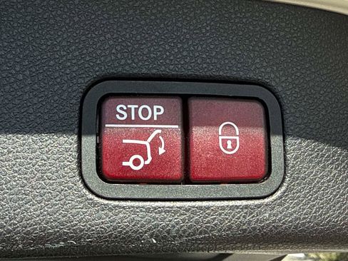 Used 2019 Mercedes-Benz GLS 450 4MATIC image 11