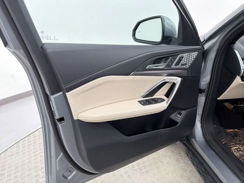 Used 2025 BMW X2 xDrive28i w/ Premium Package AWD/4WD image 12