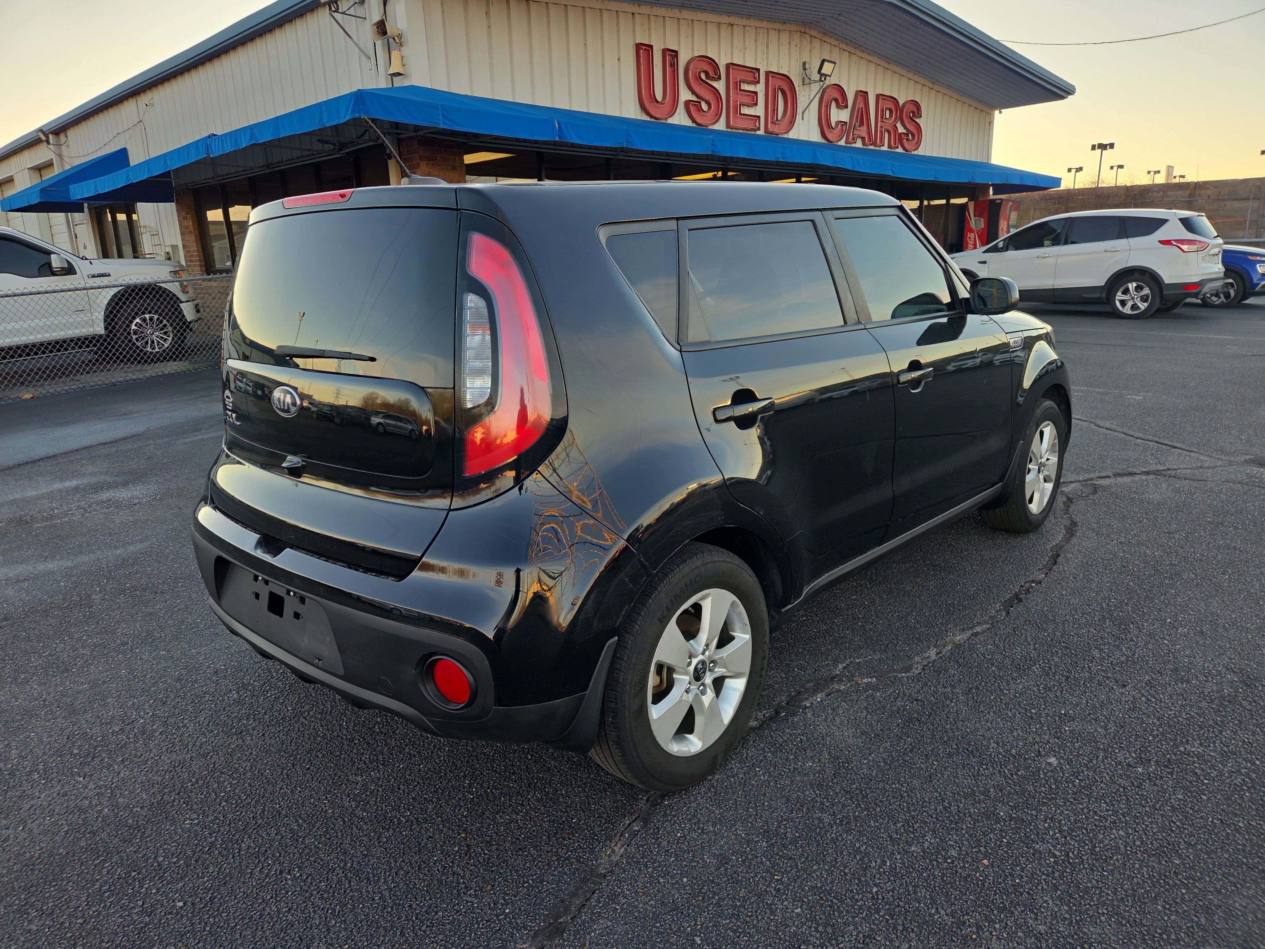 Used 2018 Kia Soul w/ Convenience Package FWD image 5