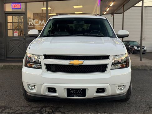 Used 2014 Chevrolet Tahoe LT image 2