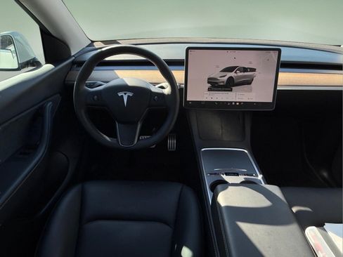 Used 2022 Tesla Model Y Performance AWD/4WD image 11