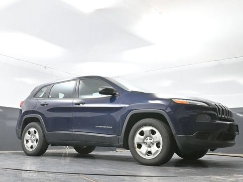 Used 2016 Jeep Cherokee Sport AWD/4WD image 24