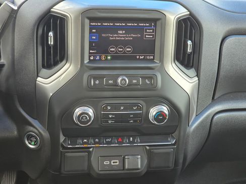 Certified 2024 GMC Sierra 1500 Pro w/ Pro Value Package image 32