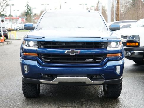 Used 2017 Chevrolet Silverado 1500 LT w/ LT Convenience Package image 7