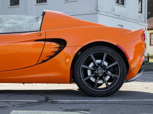 Used 2005 Lotus Elise image 5