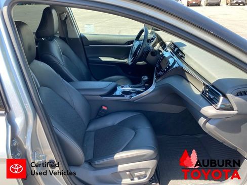 Certified 2020 Toyota Camry XSE FWD image 12