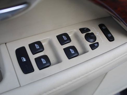 Used 2015 Volvo XC70 3.2 Premier Plus image 16