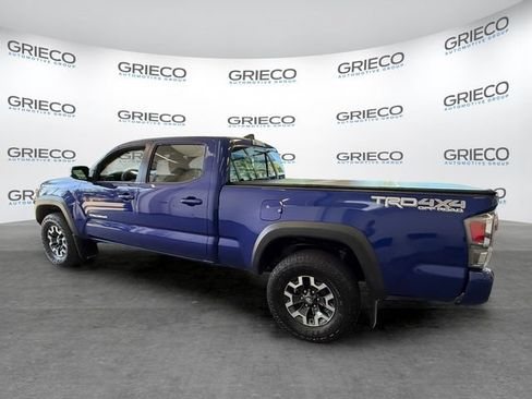 Used 2023 Toyota Tacoma TRD Off-Road w/ TRD Premium Off Road Package AWD/4WD image 5