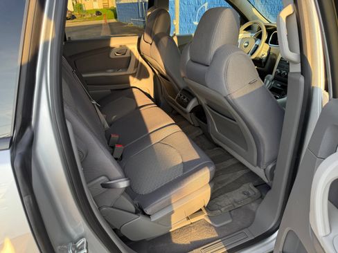 Used 2012 Chevrolet Traverse LS AWD/4WD image 21
