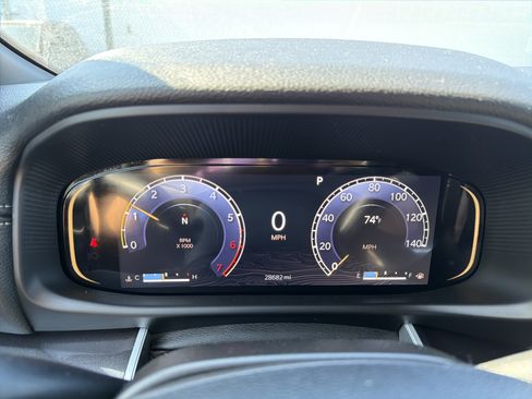 Used 2023 Jeep Wagoneer 4WD image 17