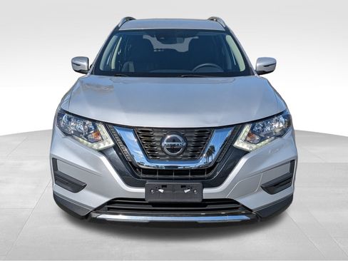 Used 2020 Nissan Rogue SV image 11