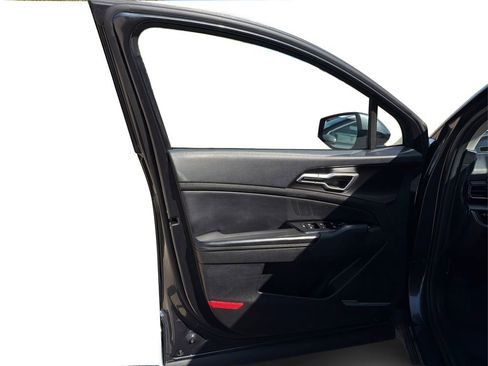 Used 2023 Kia Sportage EX image 20