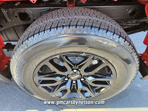 New 2026 GMC Sierra 1500 Elevation image 9