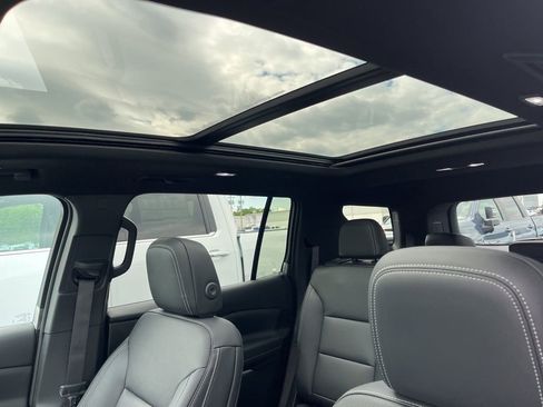 New 2026 Chevrolet Traverse LT AWD/4WD image 7