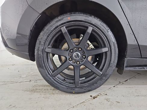 Used 2019 MAZDA MAZDA3 Hatchback image 13