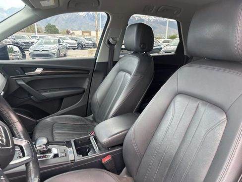 Used 2018 Audi Q5 2.0T Premium image 21