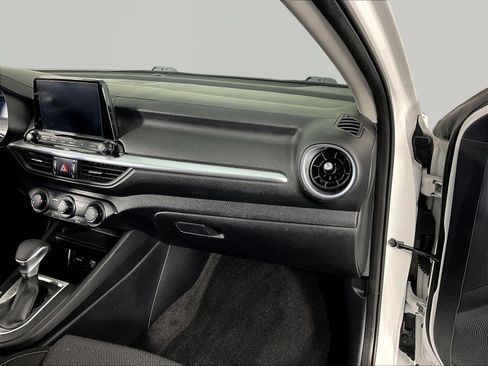 Certified 2024 Kia Forte LXS FWD image 25