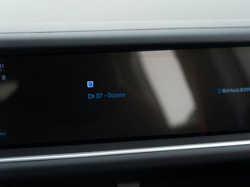 New 2026 Porsche Cayenne GTS image 32