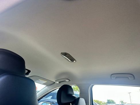 New 2025 Kia K4 LXS image 23