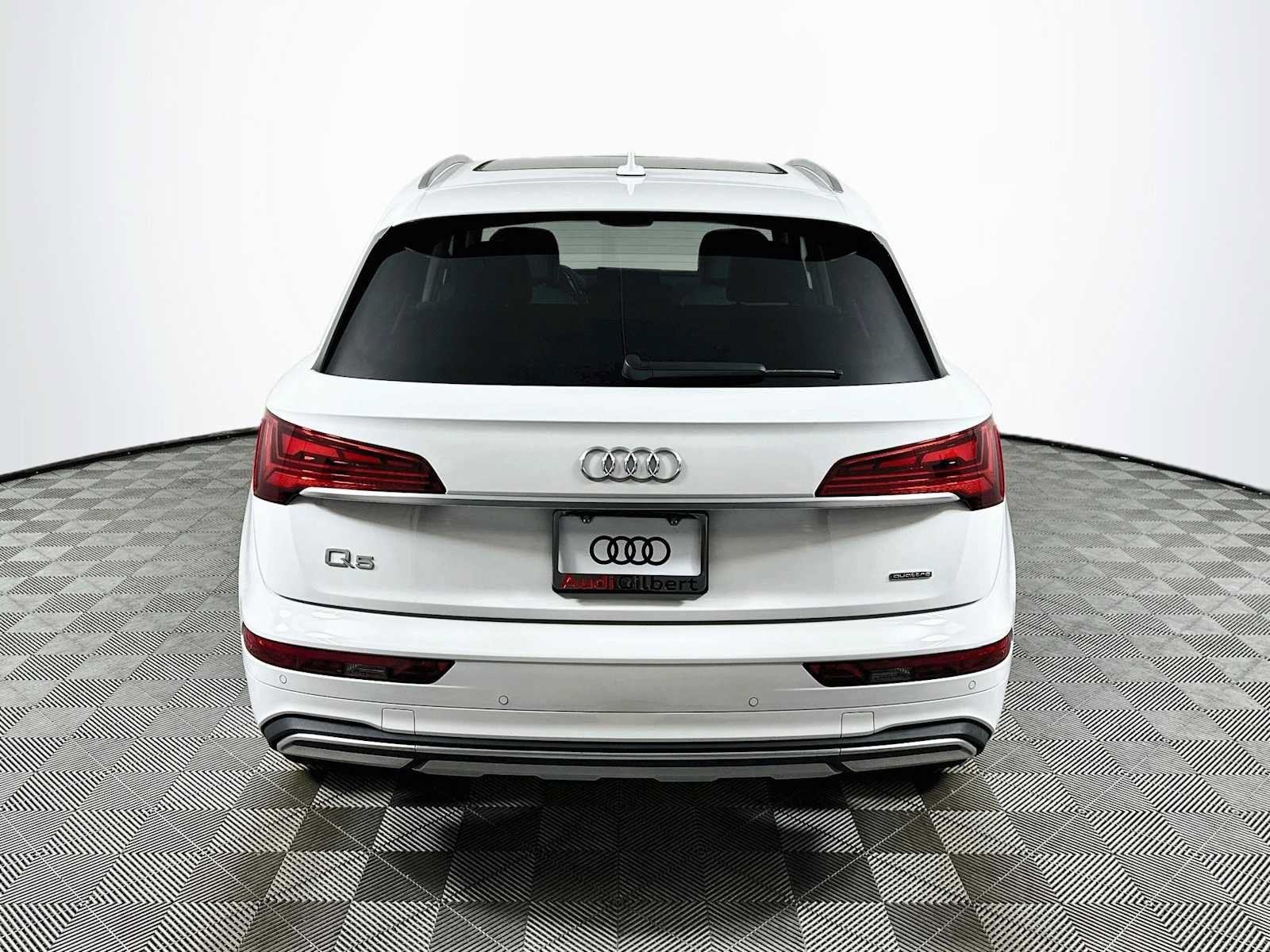 Certified 2023 Audi Q5 2.0T Premium w/ Convenience Package AWD/4WD image 6