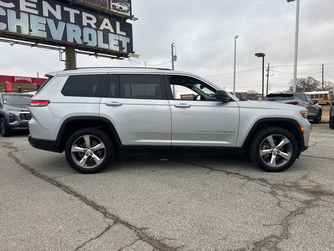 Used 2022 Jeep Grand Cherokee L Limited image 7