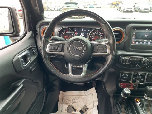 Used 2021 Jeep Gladiator Mojave w/ Cold Weather Group image 12