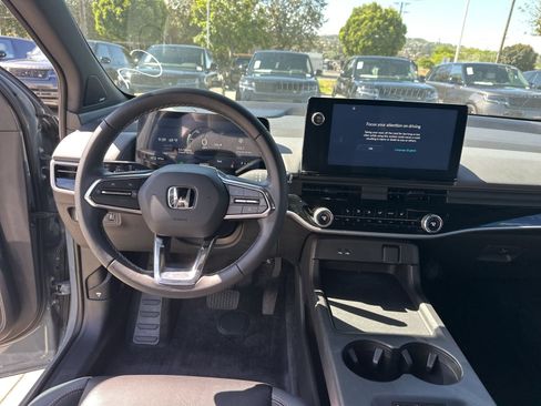 Used 2024 Honda Prologue Touring image 13