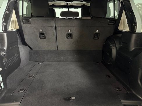 Used 2023 Jeep Wrangler Unlimited image 26