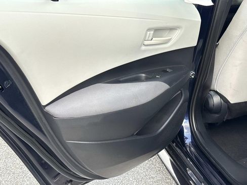 Used 2024 Toyota Corolla LE image 12