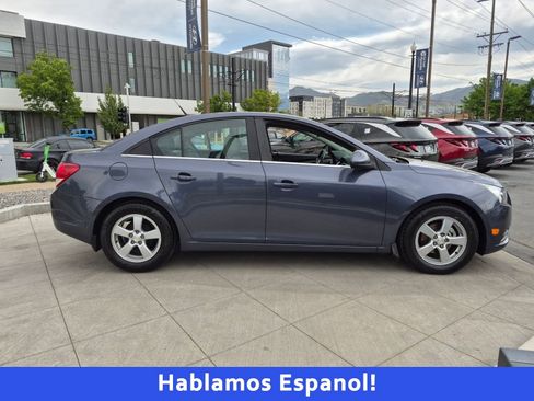 Used 2014 Chevrolet Cruze LT FWD image 2