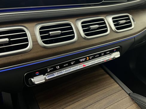 New 2026 Mercedes-Benz GLE 580 4MATIC image 31