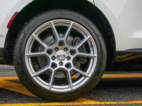 Used 2021 Aston Martin DBX image 61