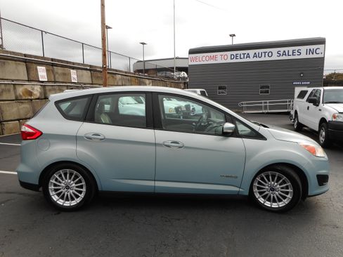 Used 2013 Ford C-MAX SE image 2