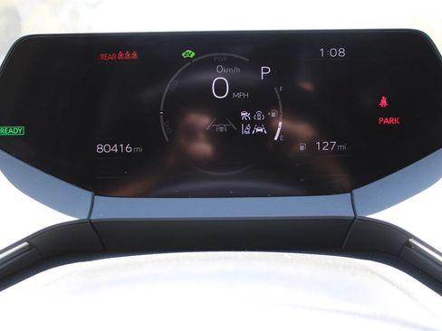 Used 2024 Toyota Prius XLE FWD image 20