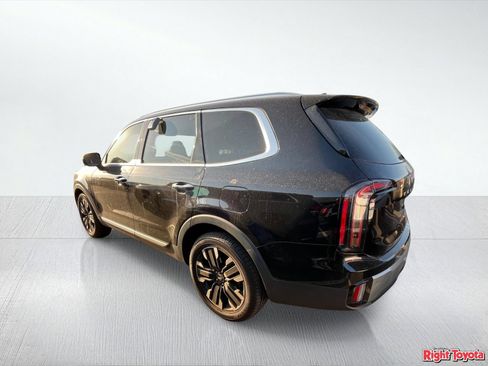 Used 2024 Kia Telluride SX Prestige AWD/4WD image 3