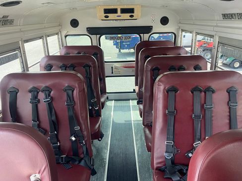 Used 2005 Chevrolet Express 3500 w/ School Bus Package RWD image 21