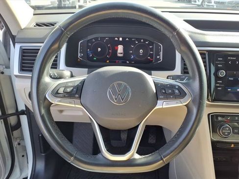Used 2021 Volkswagen Atlas SEL Premium image 19