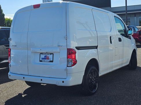 Used 2021 Nissan NV200 SV FWD image 3