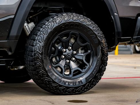 Used 2022 RAM 1500 TRX AWD/4WD image 98