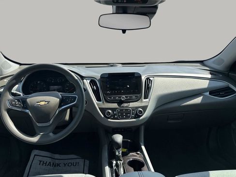 Used 2025 Chevrolet Malibu LT FWD image 21