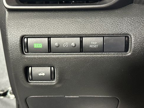 Certified 2023 Nissan Sentra S image 26