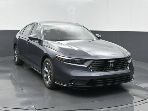 New 2025 Honda Accord EX-L image 3