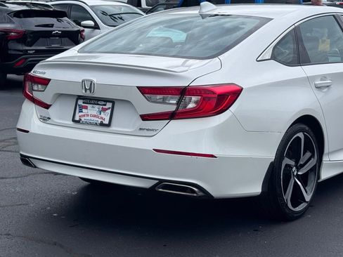 Used 2019 Honda Accord Sport image 17